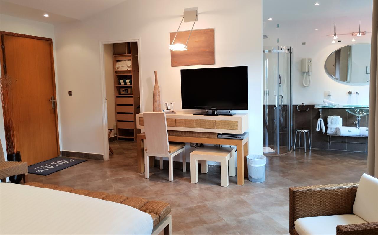 Private Hotel - Adult Only Порто-Веккьо Экстерьер фото