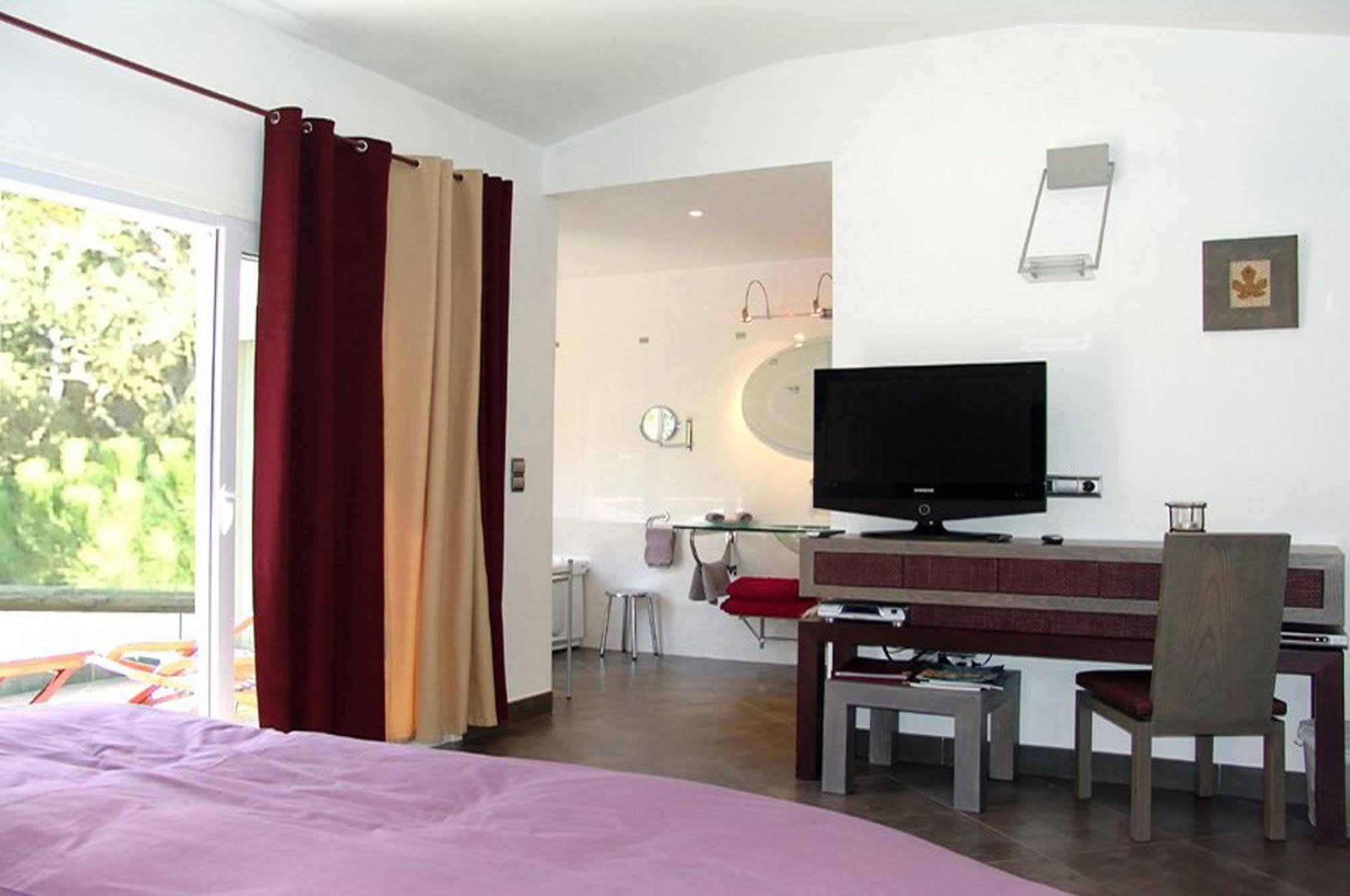 Private Hotel - Adult Only Порто-Веккьо Экстерьер фото