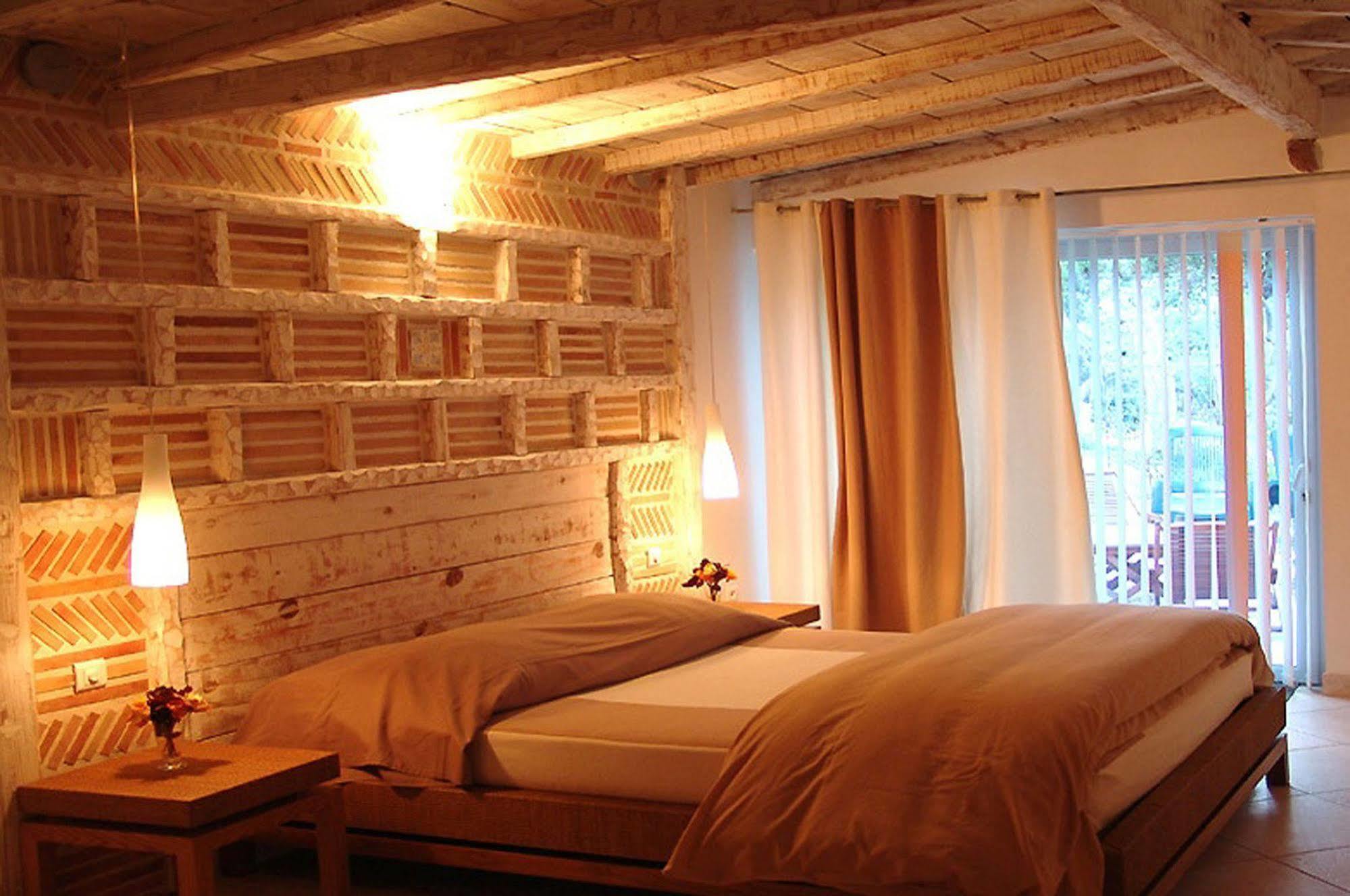Private Hotel - Adult Only Порто-Веккьо Экстерьер фото